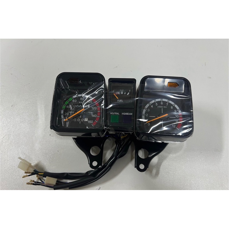 เรือนไมล์  rxk  ชุดละ