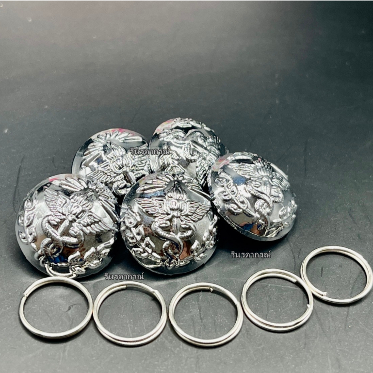 กระดุมพยาบาล (1ชุด5เม็ด) ราคาดีที่สุด คมชัดสวย (มีราคาส่ง)