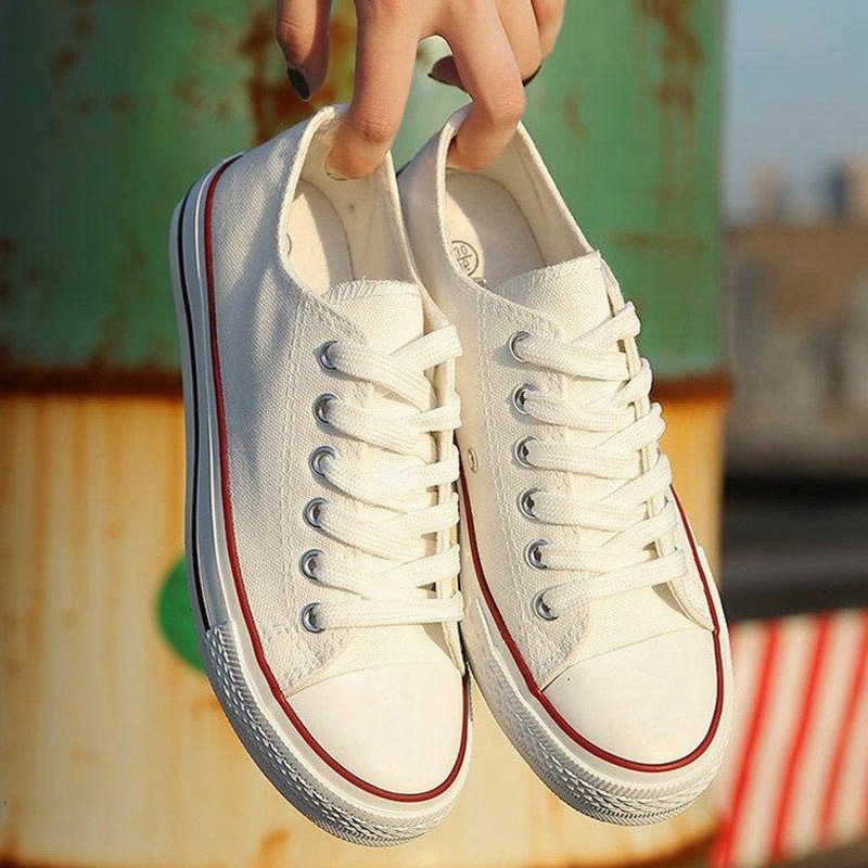 รองเท้าผ้าใบลำลองสีขาว ระบายอากาศได้ สะดวกสบาย ทนต่อการสึกหรอ