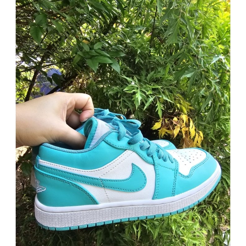 Nike air Jordan 1low size7 us มือสอง รองเท้ามือสอง