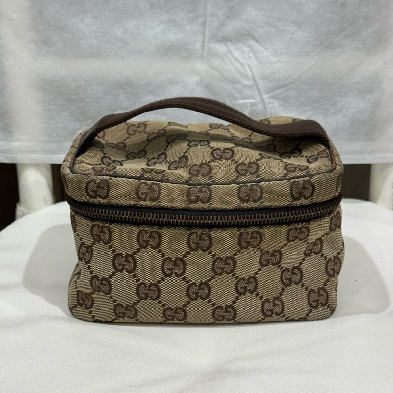 ส่งต่อ Gucci vintage bag กระเป๋าวินเทจ กระเป๋าเครื่องสำอางค์