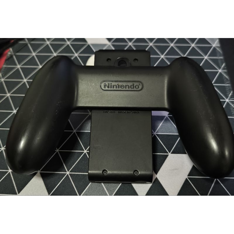 Grip Nintendo Switch แท้ ( มือสอง )