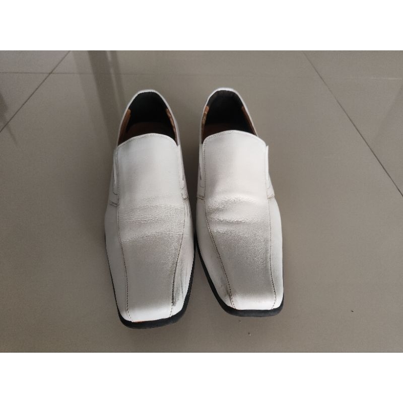 รองเท้าคัทชูผู้ชายสีขาว TAYWIN (มือสอง) ไซส์ 41