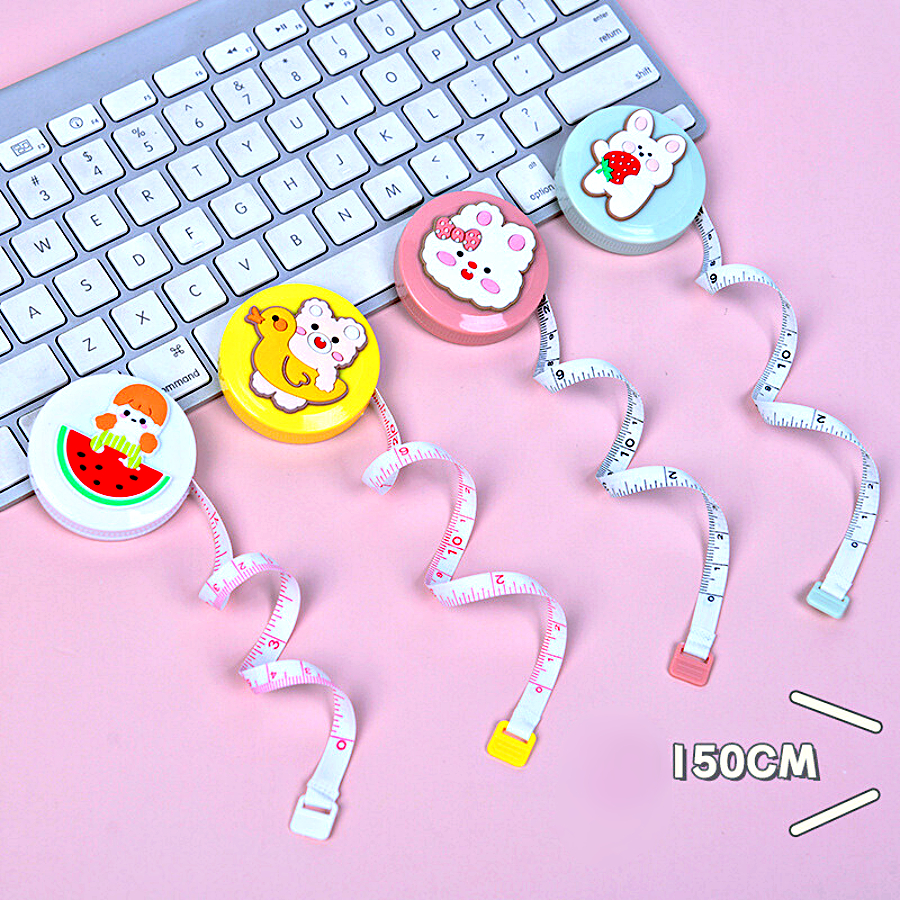สายวัดตัว แบบพกพา ตลับเมตรการ์ตูน สายวัดเอว ม้วนเก็บได้ ลายการ์ตูน น่ารัก ยาว 150 ซม./60 นิ้ว