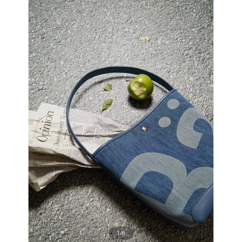 กระเป๋าrelly the bag Denim กระเป๋าrelly movement