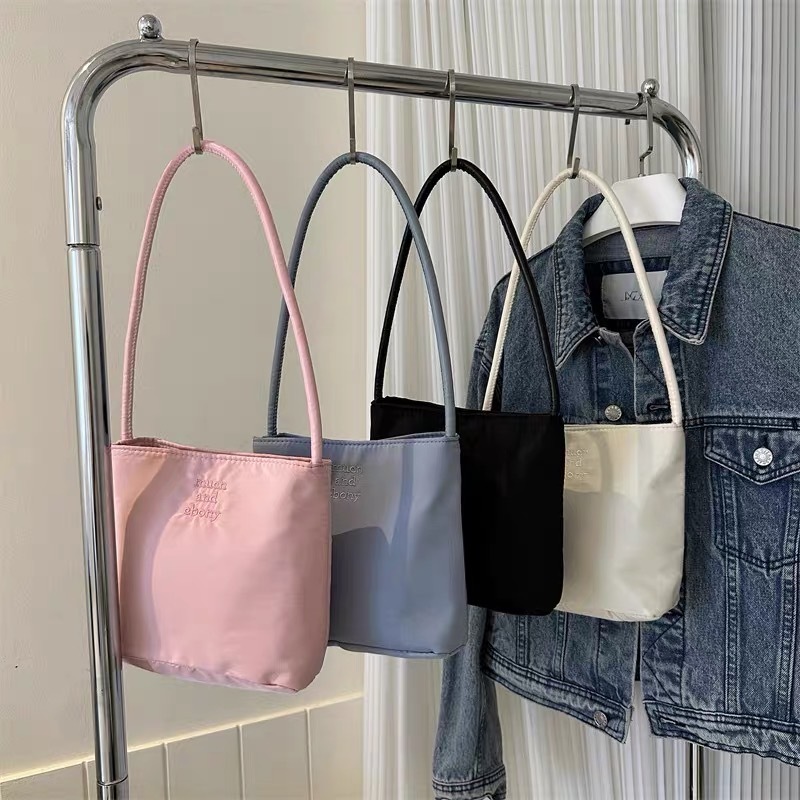 กระเป๋าถือสะพายไหล่ผู้หญิง สไตล์วินเทจคลาสสิค สไตล์เกาหลี แฟชั่นมา น่ารัก KK892