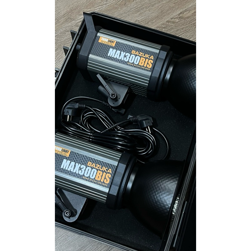 Bazuka MAX Boxset ชุดพร้อม กล่องล้อลาก