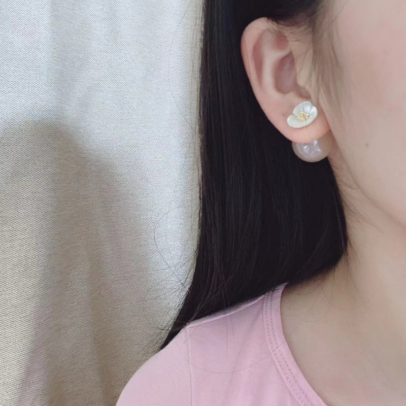 ส่งจากไทย ต่างหูก้านเงิน 925 ดอกไม้มุกกลม
