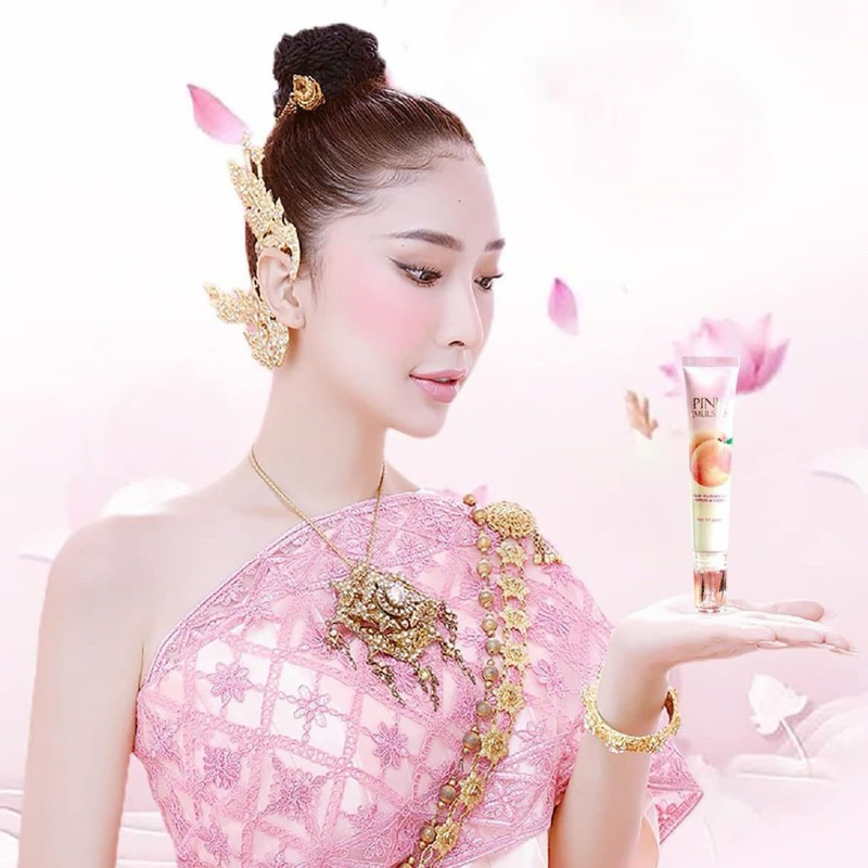 พร้อมส่ง บลัชออน PINK EMULSION มีสารบำรุง ช่วยให้ผิวกระจ่างใส เพิ่มความชุ่มชื้น ต่อต้านริ้วรอย 15ml.