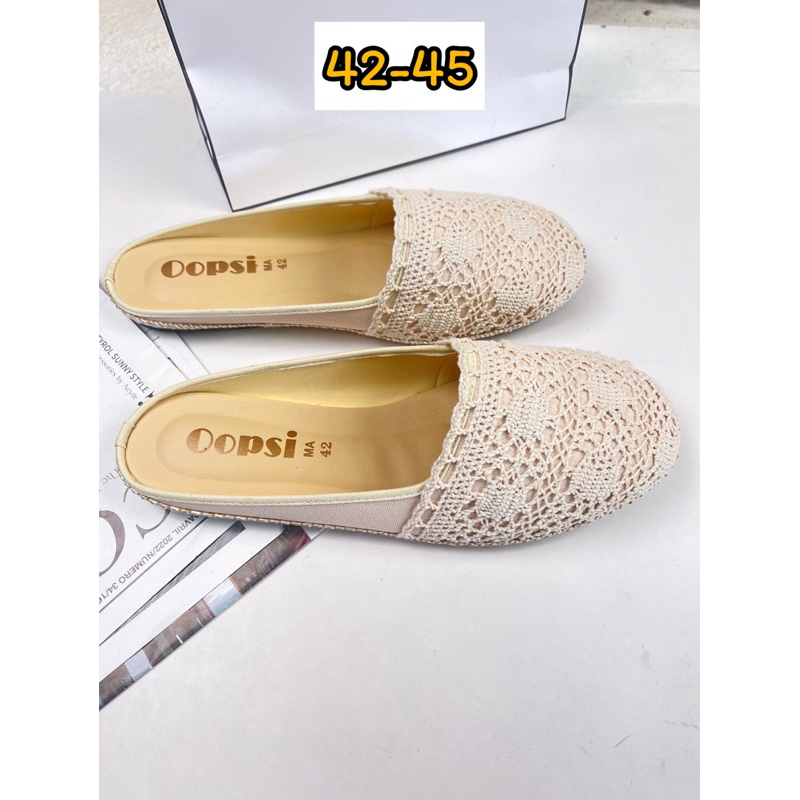 รองเท้าไซส์ใหญ่42-45 เปิดส้นลูกไม้ส้นแบนรุ่นใหม่ล่าสุด ✅สวยมากแม่ ตรงปก เท้าอูมบวกไซส์ด้วยนะคะ✅ พร้อมส่งทุกวันเลยจ้า🚚