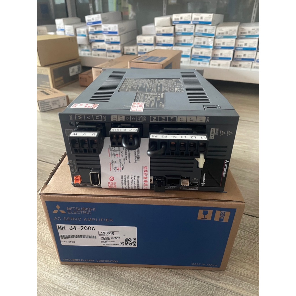 AC SERVODRIVES MITSUBISHI : MR-J4-200A ราคารวม Vat มีสต๊อกในไทย