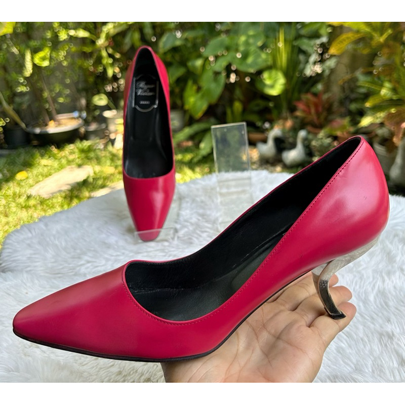 Roger Vivier | Virgule Pumps  Leather Pink 70 mm Sz.36½ มือสองแบรนด์แท้