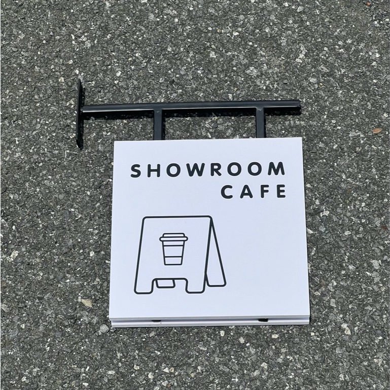 ป้ายร้านสไตล์มินิมอล ป้ายยื่นติดผนัง พลาสวูด+ขาเหล็ก **ออกแบบเองได้ ใส่โลโก้ร้าน** พรอพถ่ายรูป