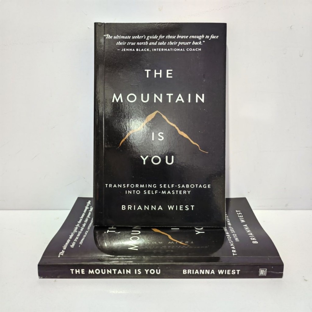 (หนังสือภาษาอังกฤษ) The Mountain is You : Transforming Self-Sabotage