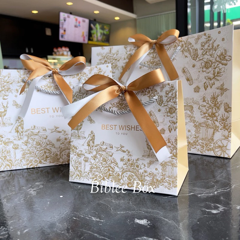 ꒰1ใบ꒱ถุงกระดาษ BEST WISHES โทนสีขาว*:・ทอง (หูหิ้วแยก) ริบบิ้นทูโทน สีทอง-เงิน