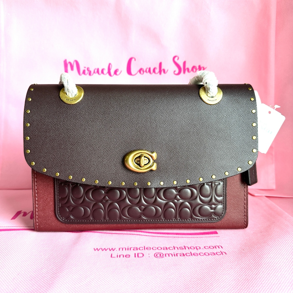 กระเป๋าสะพาย COACH แท้ รุ่นหรูจาก Shop COACH 53344 Parker In Signature Leather With Rivets Oxblood M