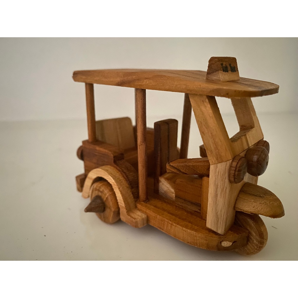 tuktuk tuktuk model โมเดลรถตุ้กๆ โมเดลรถของเล่น