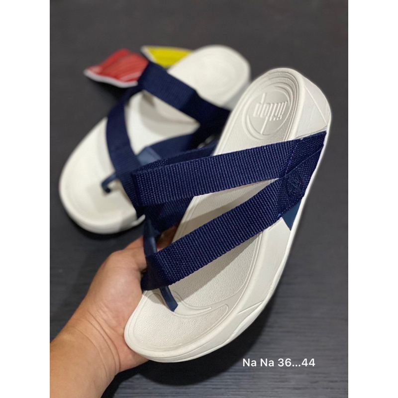 FITFLOP SLING รองเท้าแตะแบบหูหนีบผู้ชาย/ผู้หญิง36 × 45 สินค้าพร้อมส่ง