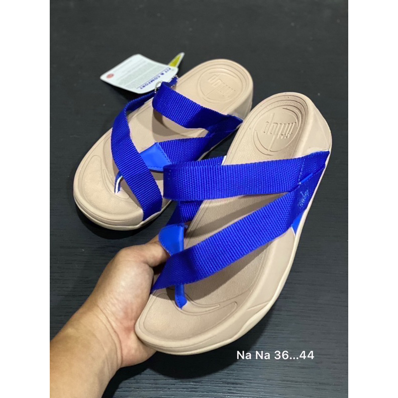 FITFLOP SLING รองเท้าแตะแบบหูหนีบผู้ชาย/ผู้หญิง36 × 45 สินค้าพร้อมส่ง