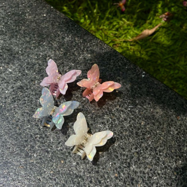 jolie.rd | Butterfly hair claw กิ๊บหนีบผมลายผีเสื้อ (size 6x7 cm./4 colors)