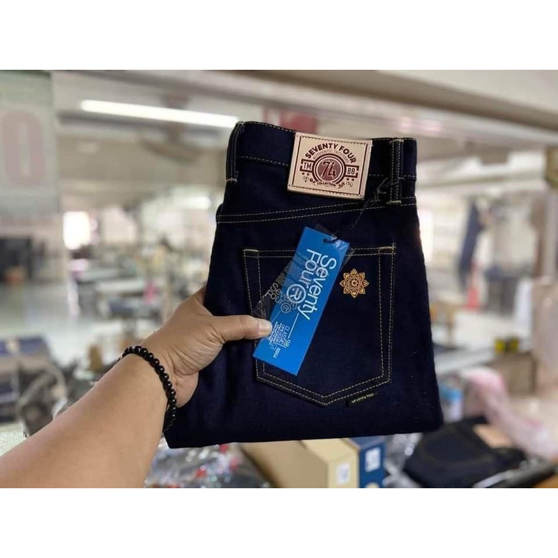 74denim18ozรุ่นสุริยันกะบอกเล็กslimและกะบอกตรงstraight แถมเสื้อยืดfeer Tshirt