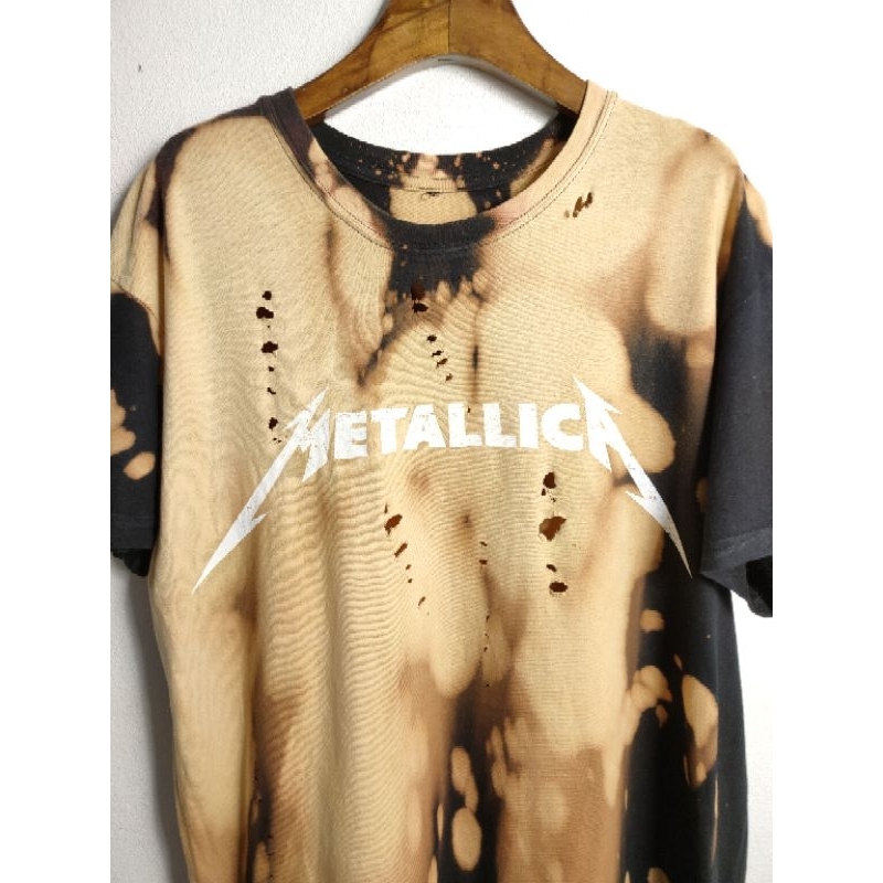 เสื้อวง มือสอง METALLICA สภาพเซอร์ อก 44 ยาว 27