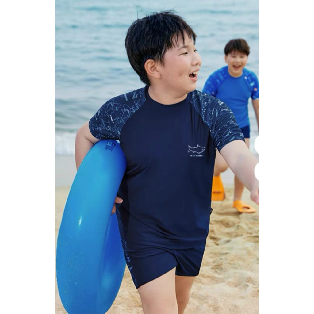 ชุดว่ายน้ำเด็กผู้ชาย (พร้อมส่ง)