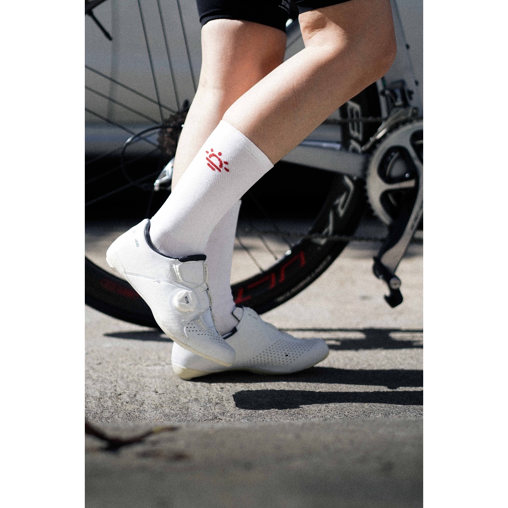 ถุงเท้า De Paradise Legacy Formula red Size M-L