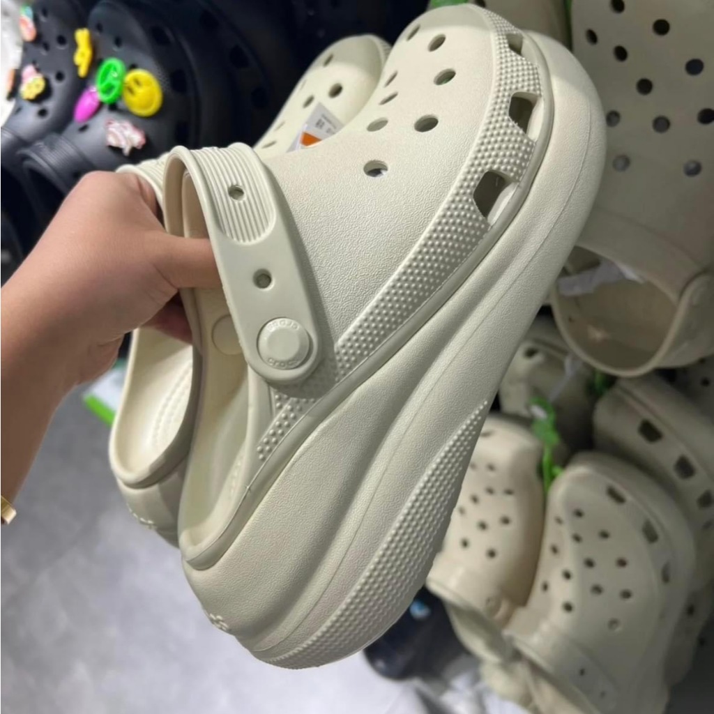 รองเท้า ลำลองแฟชั่น CROCS CLASSIC CLOG Men's and Women's