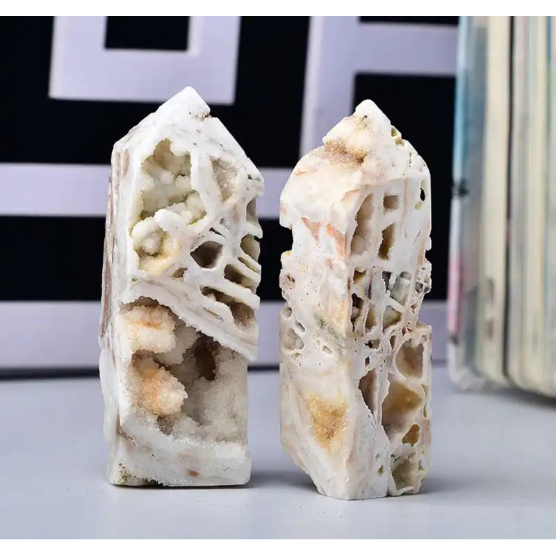 1PC Natural Gemstone Mineral Agate Point Wand Healing Druzy Crystal White Agate Tower Column Home De