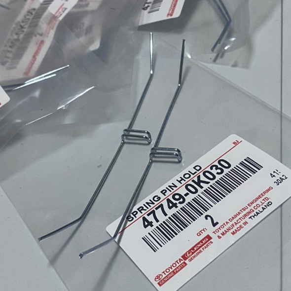 #สปริงล็อกสลักผ้าเบรค TOYOTA VIGO 4WD ราคาต่อคู่ #ลวดล็อกสลักผ้าเบรค TOYOTA #VIGO 4WDแท้ #47749-0k03
