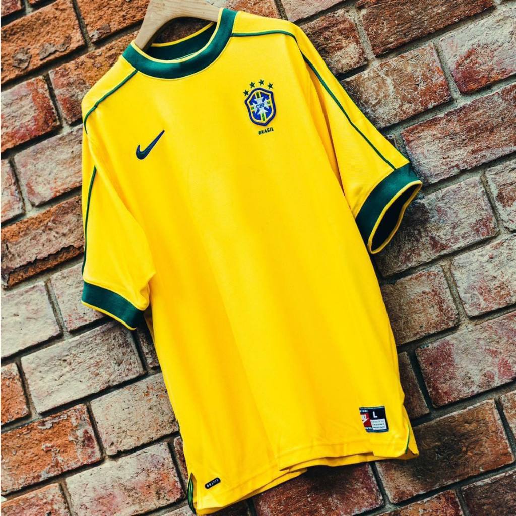 เสื้อเเข่งชุดเหย้า(เสื้อเปล่า)ทีมชาติบราซิลย้อนยุค 1998 NIKE BRAZIL 1998 RE ISSUE JERSEY EX