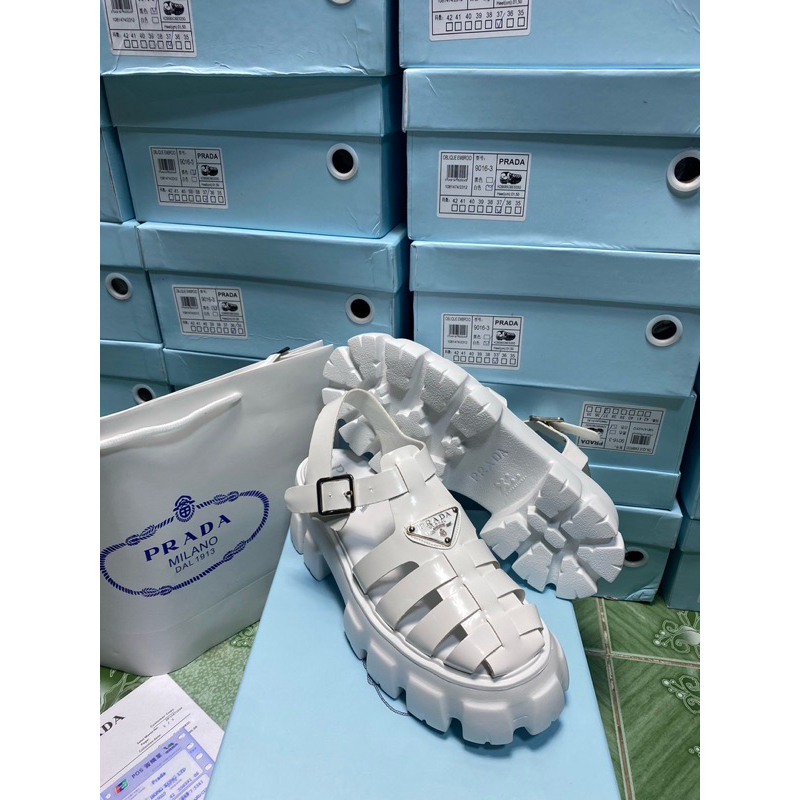 รองเท้าแตะ🎉แบบรัดส้น Pr*da งานHi end 1:1 (size36-40)แถมกล่อง