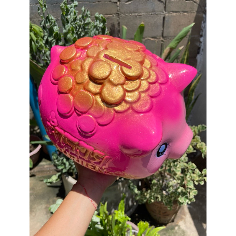 กระปุกออมสินหมูน่ารักสีชมพูไซต์XLแตกเสียหายเปลี่ยนชิ้นใหม่ฟรีนะคะ