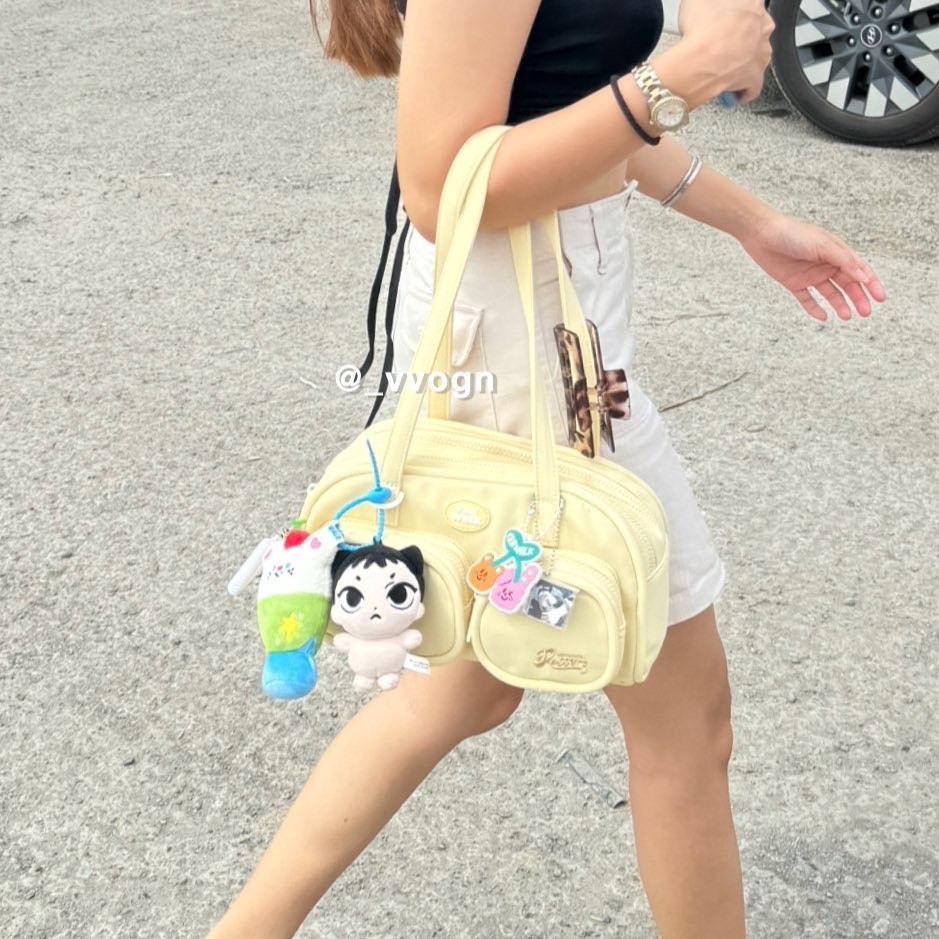 (พรีออเดอร์) Vanwalk กระเป๋าสะพาย Shoulder Bag