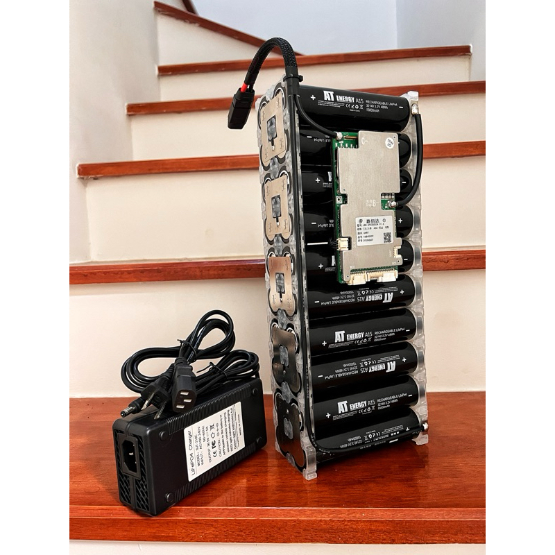 แบตเตอรี่ลิเธียมฟอตเฟต 32140 10S2p 32-36.5V 30A Smart  BMS JBD 40/120A พร้อมที่ชาร์จ 5A