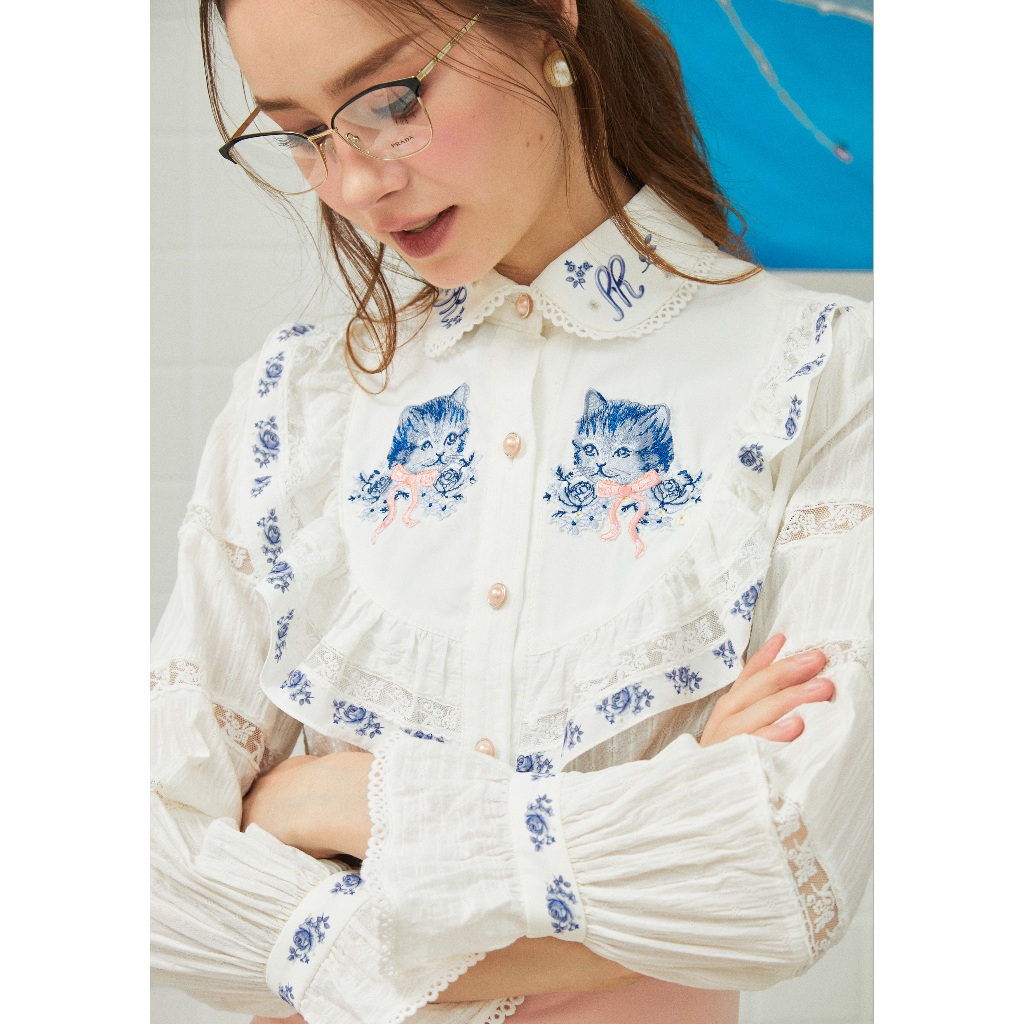 (พร้อมจัดส่ง)CLASSIC MISS CAT SET TOP WITH  EMBROIDE CAT