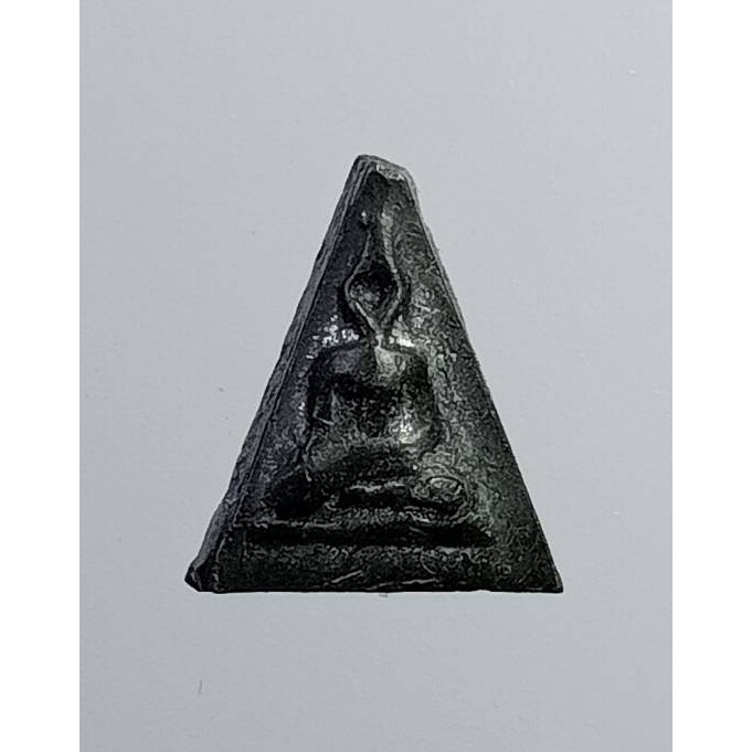 A7117 พระนางพญา พิมพ์จิ๋ว ไม่ทราบที่ครับ