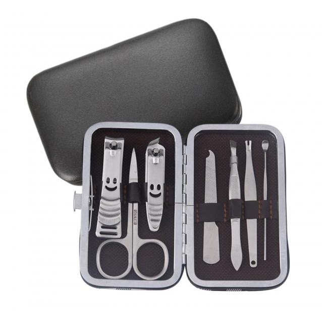 Trim manicure set ชุดกรรไกรเล็บ -ในชุดประกอบด้วยอุปกรณ์ตกแต่ง 7 ชิ้น