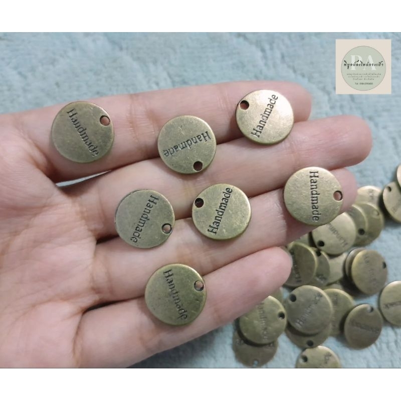 20 ชิ้น ราคา 36 บาท​ ป้ายแฮนเมด ป้าย handmade วงกลม ป้าย diy ป้ายโลหะไม่ขึ้นสนิม ขนาด 14*14 mm
