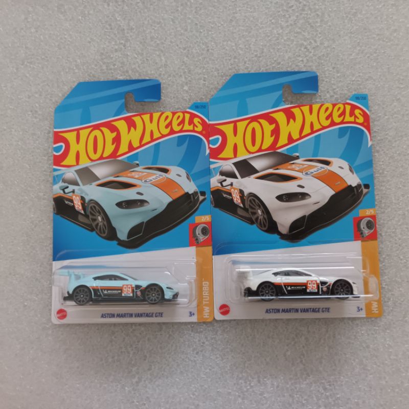 Hotwheels aston martin vantage GTE