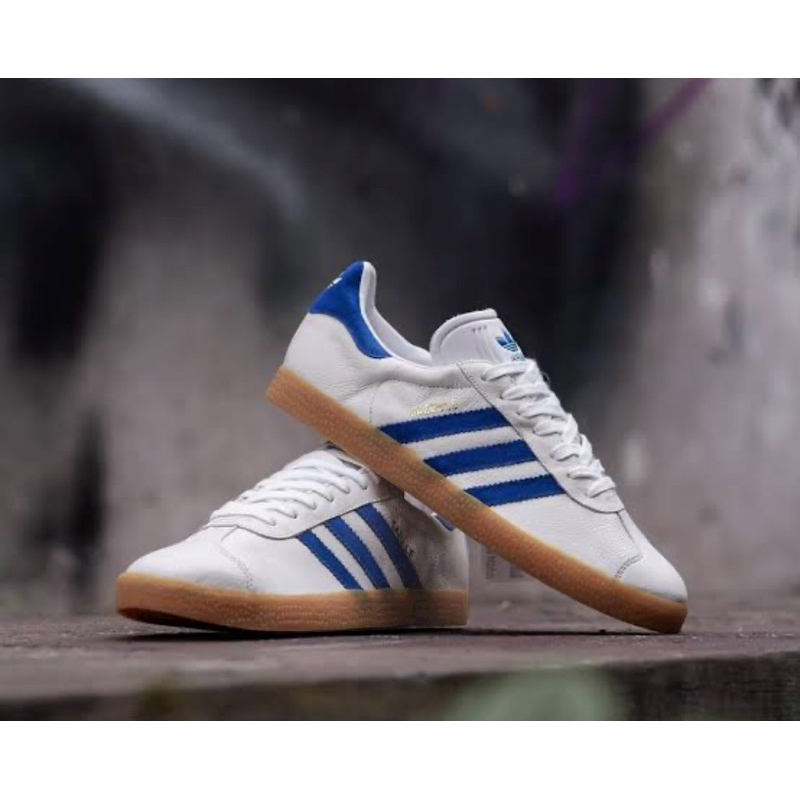 adidas Gazelle (White blue Gum)