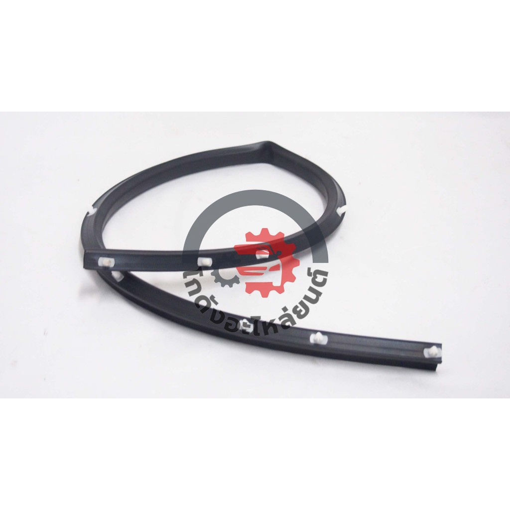 ยางใต้ฝากระโปรงหน้า ชิ้นหลัง อีซูซุ ดีแม็ก ปี 2012-2019 ISUZU D-MAX 2012-2019 โกดังอะไหล่ยนต์ อะไหล่รถยนต์ รถยนต์ ราคา ถูกที่สุด ดีลบีเคเค แกลเลอรีภาพที่ 2