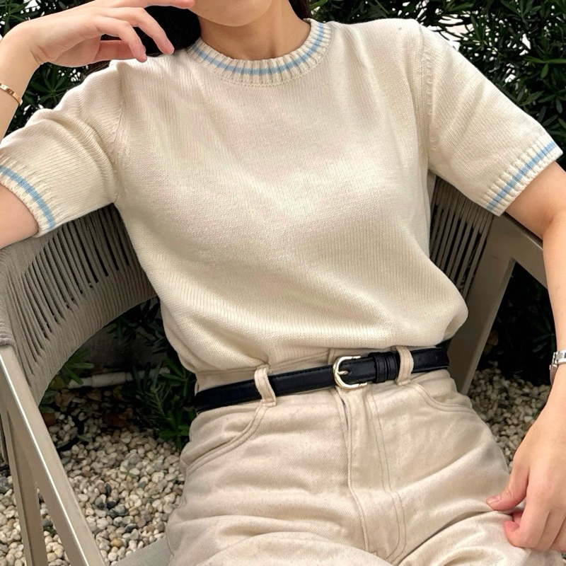 TENSE_co - Deux Knit Top เสื้อคอกลมไหมพรมดีเทลสองสี ผ้านุ่มนิ่ม 4 สี สีฟ้าดำชมพูเทาเบจ