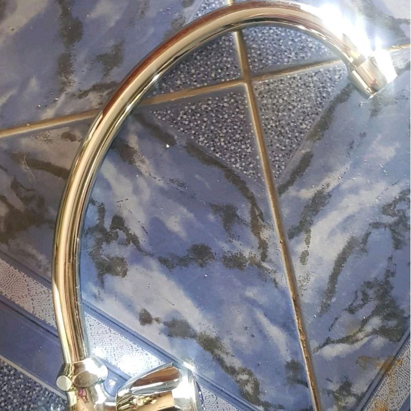 ก๊อกน้ำอ่างซิงค์ห้องครัว คอยาวก๊อกอ่างซิงค์ VCI ทำจากทองเหลือง ไม่เป็นสนิม มีความคงทนต่อการใช้งาน สี