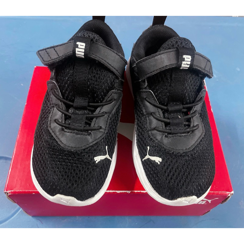 รองเท้าเด็กPUMA มือ2 ของแท้💯 สภาพ98% พร้อมกล่อง