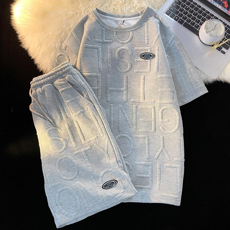 ชุดคู่ ชุดเซ็ทผู้ชาย มินิมอล เสื้อแขนสั้น กางเกงขาสั้น ปั๊มลายนูน แฟชั่นเกาหลี เที่ยวทะเลผู้ชาย ผู้ชายและผู้หญิงTZ41