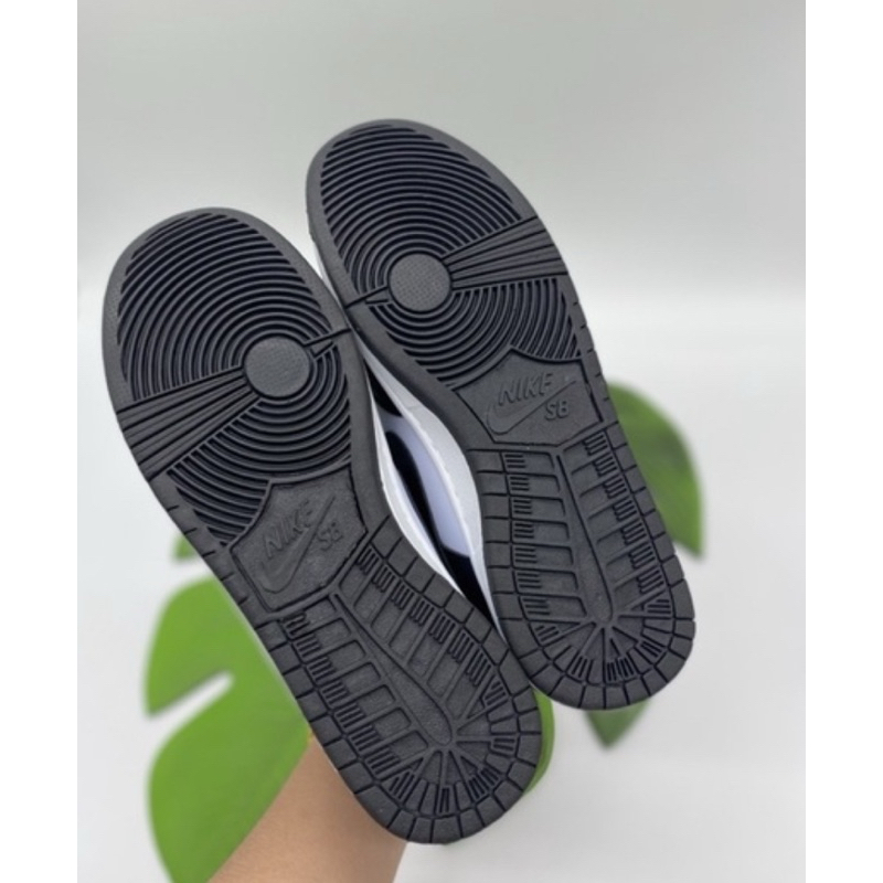 ไนกี้รุ่นA01 รุ่นใหม่ล่าสุด เหมาะสำหรับผู้หญิงผู้ชาย สินค้ามีพร้อมส่ง