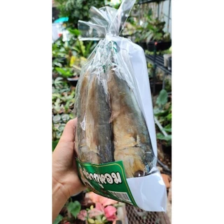 ปลาทูหอม พี่ญาคนรุม อร่อย 1 แพ็ค มี 4 ตัว