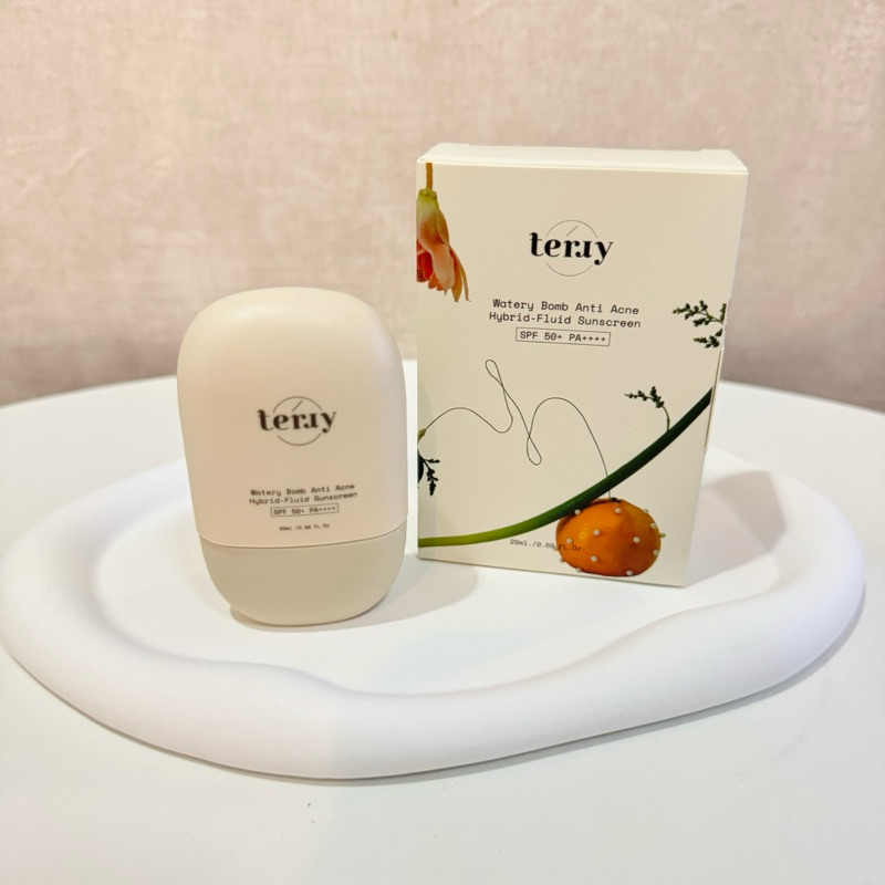 [พร้อมส่ง] Terry spf50+ pa++++ เทอร์รี่ กันแดดหนมปัง 20ml.